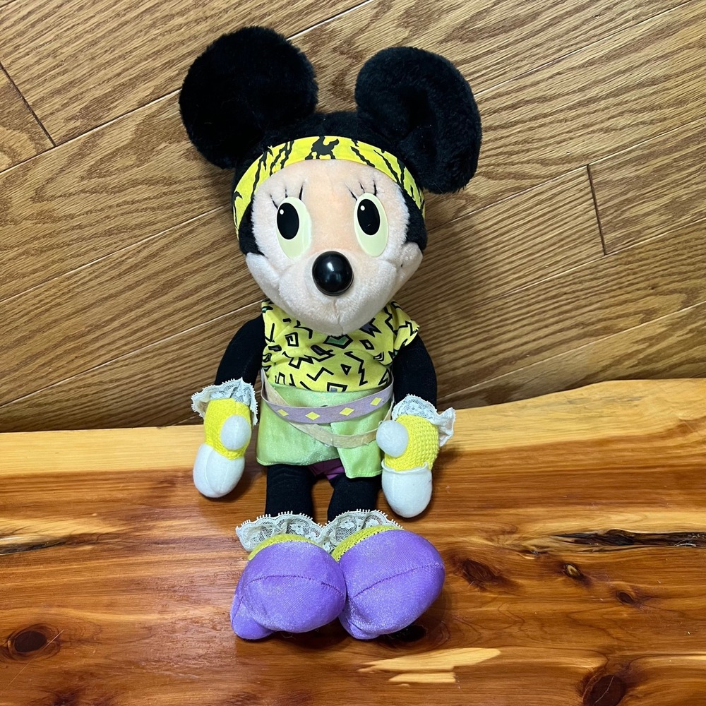 Vintage 1987 Hasbro Totally Minnie Mouse Plush Doll Disney 80s Retro Toy 70490